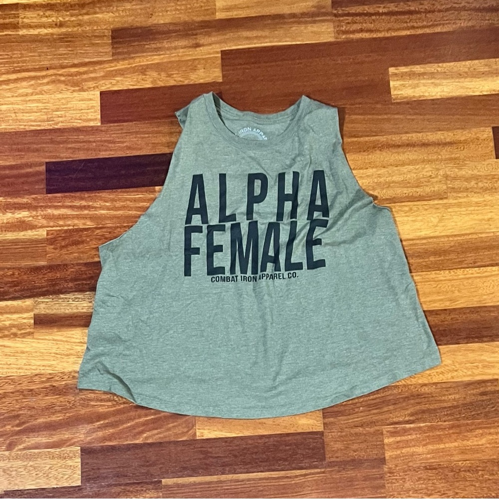 Combat Iron Co green cropped Alpha Female Tanktop size XL